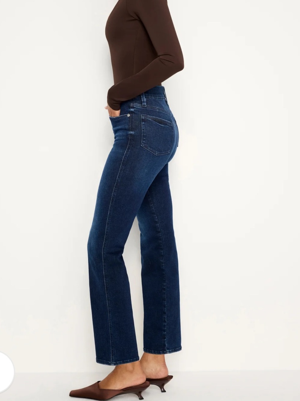 Good American Good Curve ultra high rise straight leg Jean size 6-12 - Picture 4 of 11